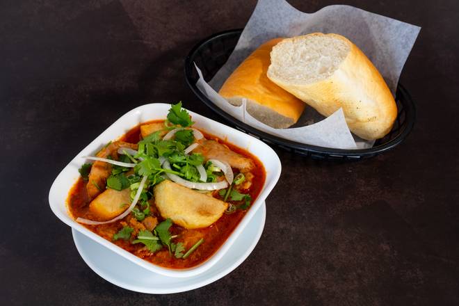 S10 Chicken Curry (Cari Ga)(越式咖哩雞(配麵包/河粉/飯)